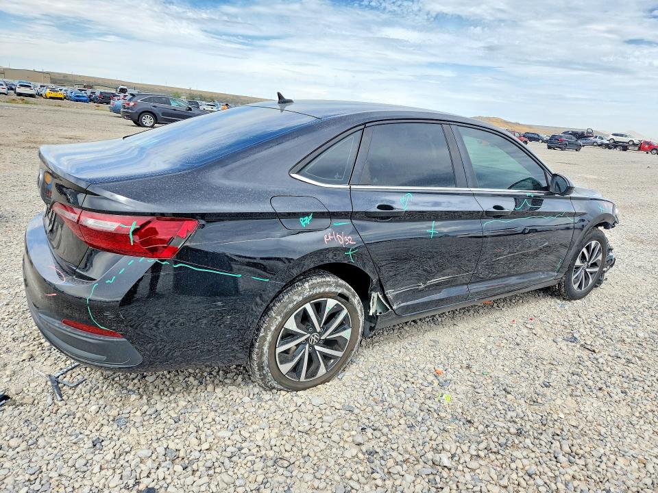 66886936 :رقم المزاد ، 3VW5M7BU4PM031033 vin ، 2023 Volkswagen Jetta مزاد بيع