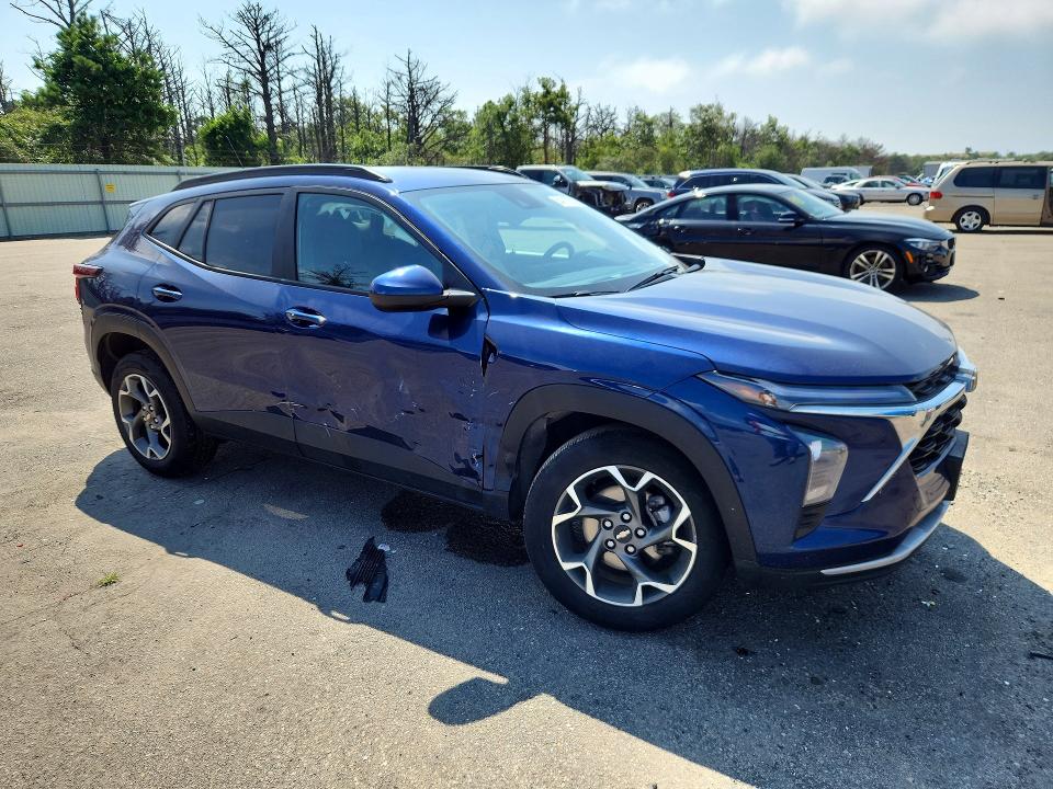 64117206 :رقم المزاد ، KL77LHE28RC028958 vin ، 2024 Chevrolet Trax مزاد بيع