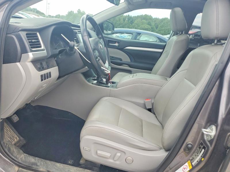 2019 Toyota Highlander მანქანა იყიდება აუქციონზე, vin: 5TDKZRFH2KS339990, აუქციონის ნომერი: 64834606
