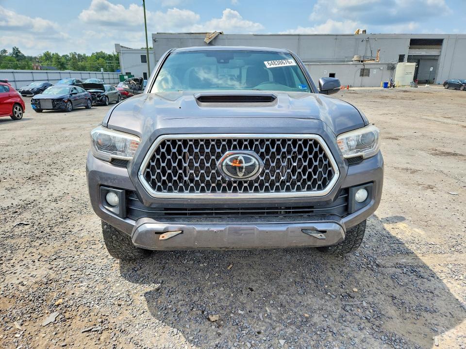 Продажа на аукционе авто 2018 Toyota Tacoma, vin: 5TFSZ5AN5JX133335, номер лота: 64838676