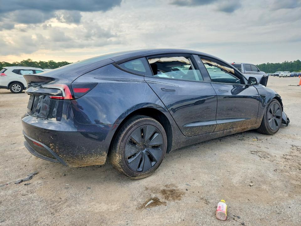 Продажа на аукционе авто 2024 Tesla Model 3, vin: 5YJ3E1EA0RF872571, номер лота: 64983946