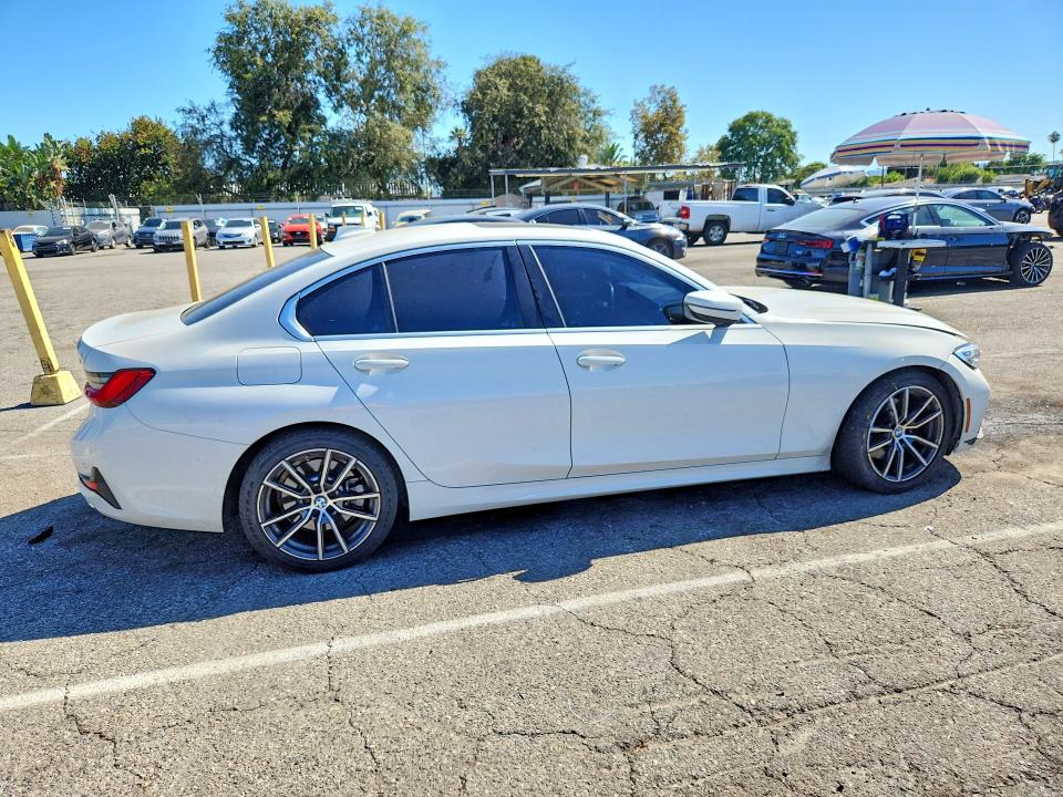 2021 Bmw 330i მანქანა იყიდება აუქციონზე, vin: 3MW5R1J00M8B68326, აუქციონის ნომერი: 66281736