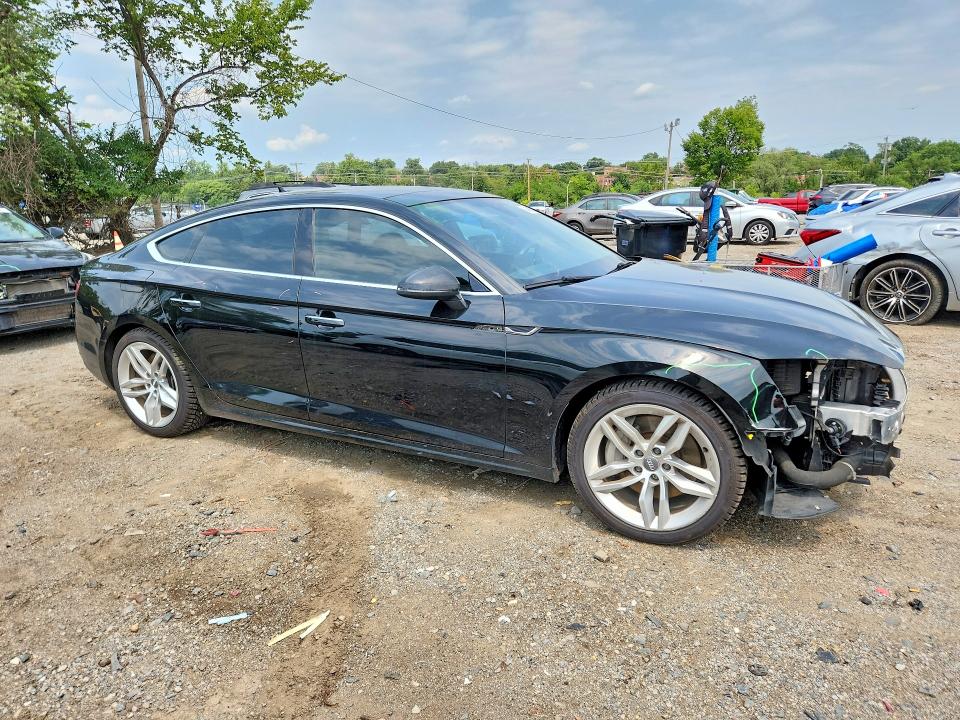 Продажа на аукционе авто 2019 Audi A5, vin: WAUANCF56KA054262, номер лота: 64650796