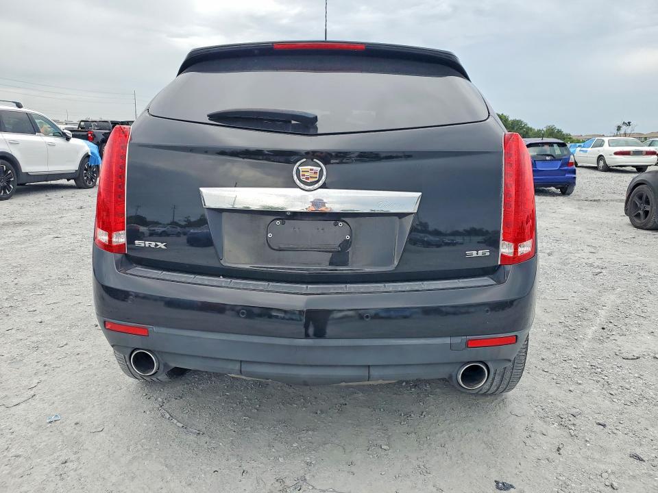 63886426 :رقم المزاد ، 3GYFNBE30GS586299 vin ، 2016 Cadillac Srx مزاد بيع