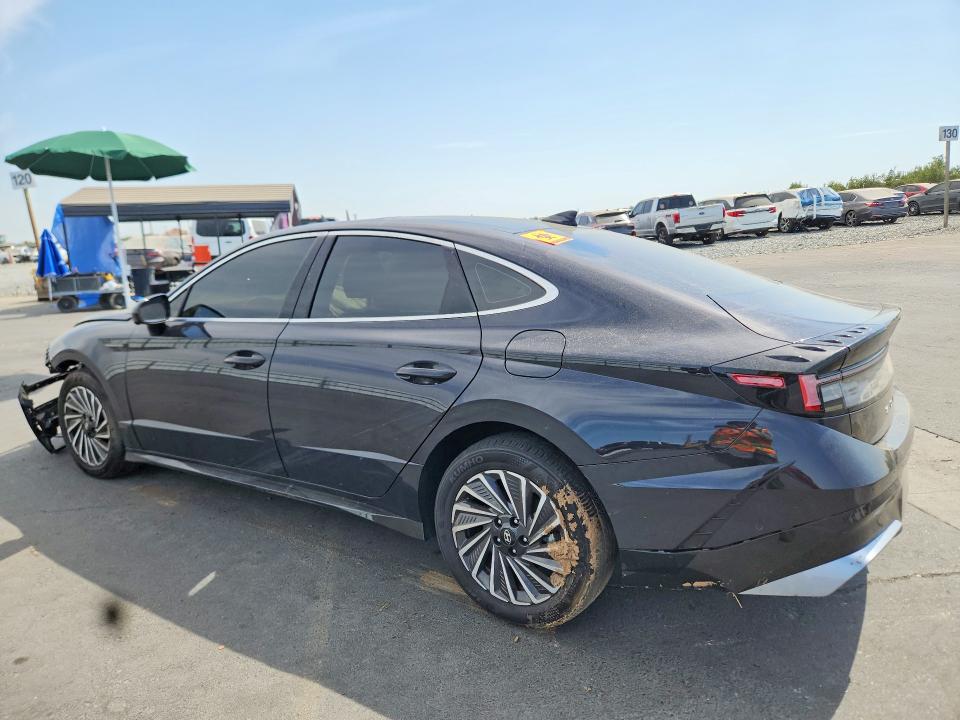 Продажа на аукционе авто 2026 Hyundai Sonata Hybrid, vin: KMHL54JJXTA138975, номер лота: 64703856