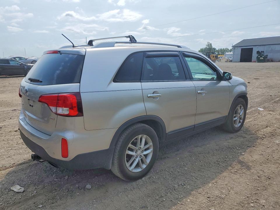 63351346 :رقم المزاد ، 5XYKT4A67FG581347 vin ، 2015 Kia Sorento مزاد بيع