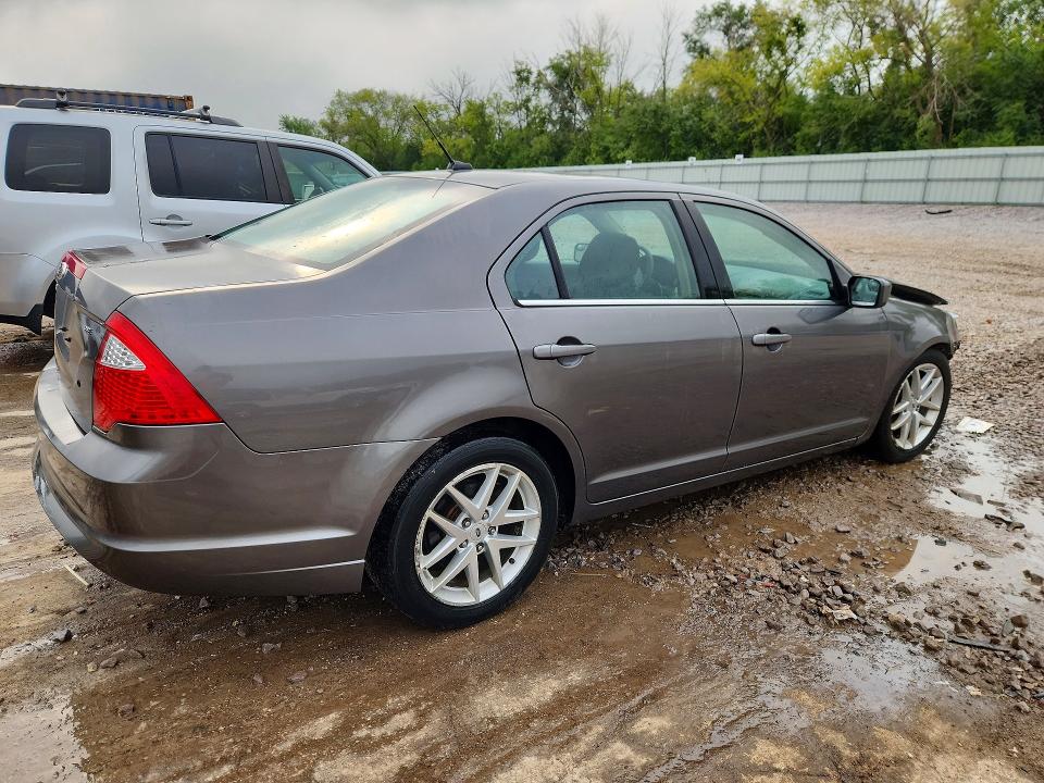 2011 Ford Fusion მანქანა იყიდება აუქციონზე, vin: 3FAHP0HAXBR120084, აუქციონის ნომერი: 64782516