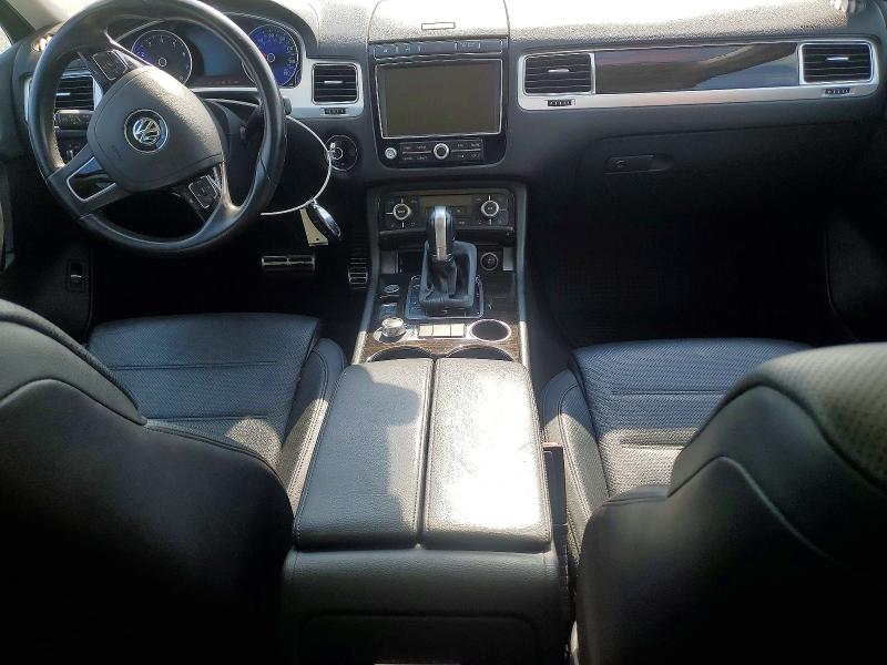 Продаж на аукціоні авто 2017 Volkswagen Touareg, vin: WVGGF7BPXHD003391, номер лоту: 63780586