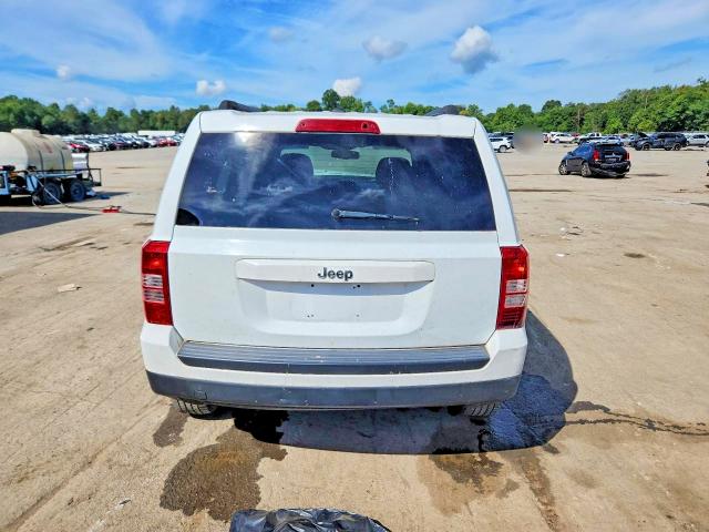 66268496 :رقم المزاد ، 1C4NJPBA2HD150360 vin ، 2017 Jeep Patriot مزاد بيع