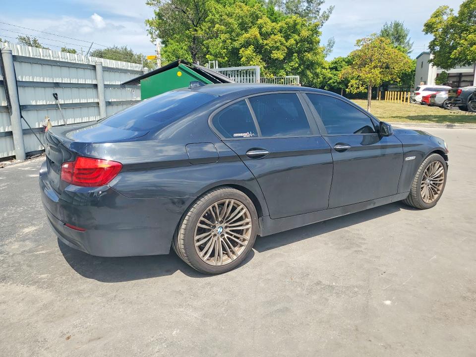 Продажа на аукционе авто 2011 Bmw 528i, vin: WBAFR1C50BC738327, номер лота: 65316546