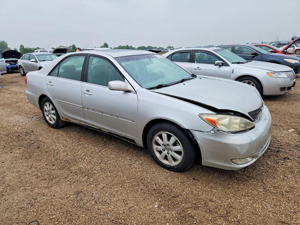 65170086 :رقم المزاد ، 4T1BE30K13U253396 vin ، 2003 Toyota Camry مزاد بيع