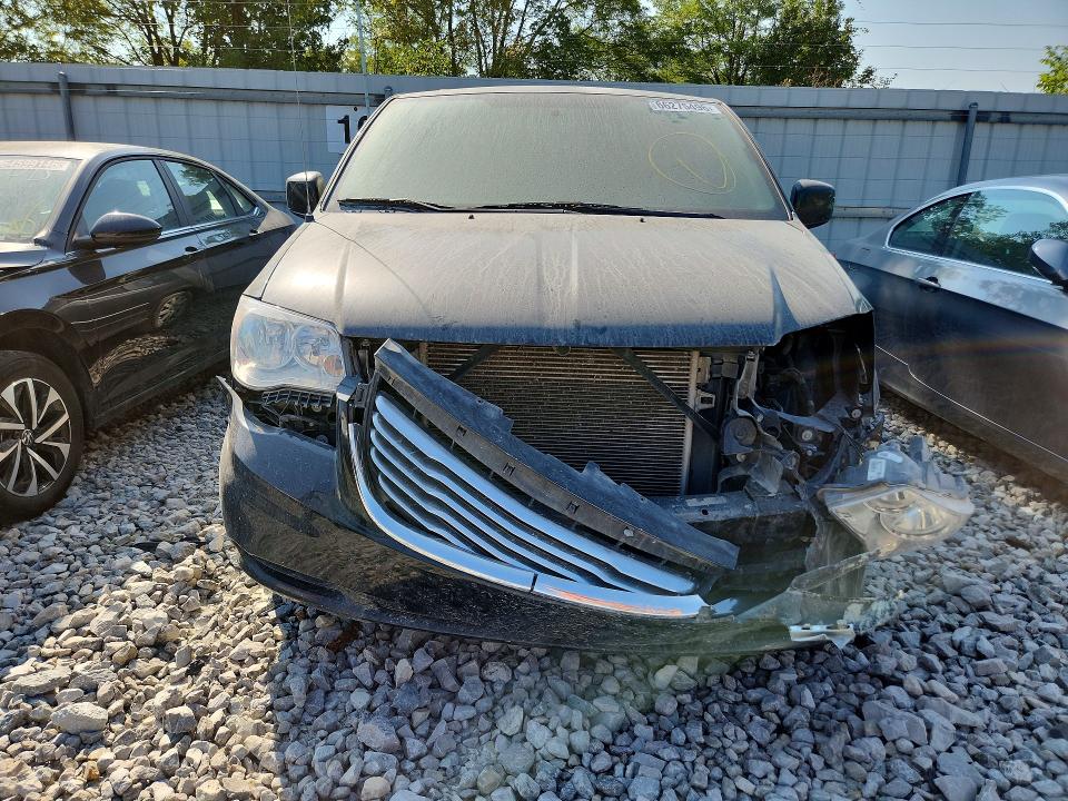 66275496 :رقم المزاد ، 2C4RC1BG1FR699328 vin ، 2015 Chrysler Town & Country مزاد بيع