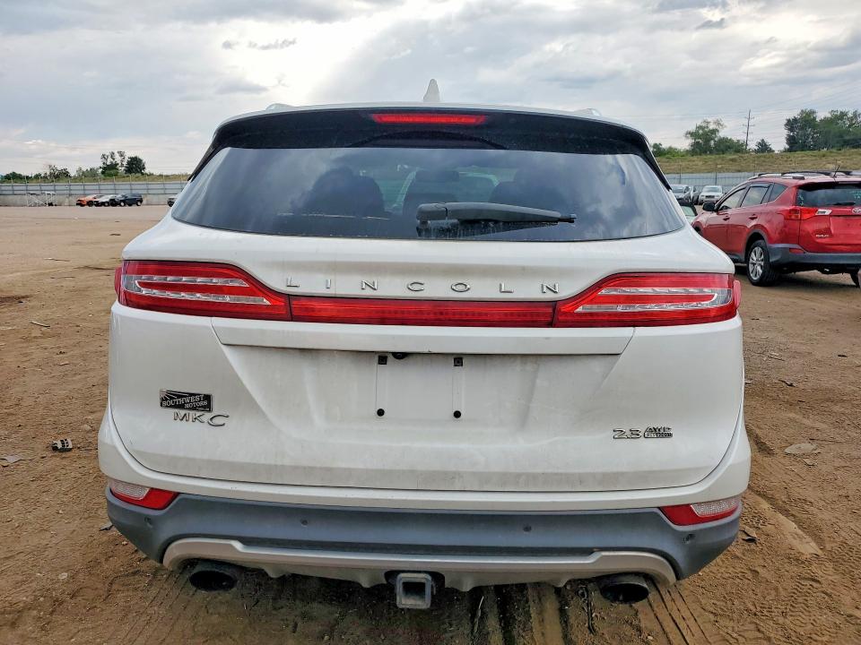 64325166 :رقم المزاد ، 5LMTJ2DH4GUJ24547 vin ، 2016 Lincoln Mkc مزاد بيع