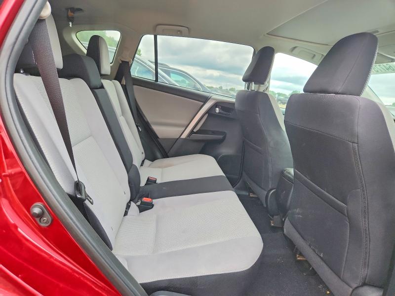 64775196 :رقم المزاد ، 2T3RFREV2JW740743 vin ، 2018 Toyota Rav4 مزاد بيع