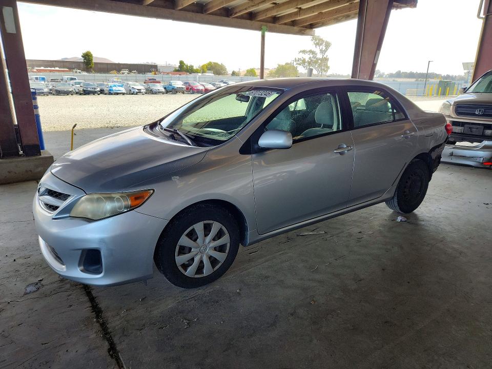 Продаж на аукціоні авто 2011 Toyota Corolla, vin: JTDBU4EE3B9140440, номер лоту: 67013246