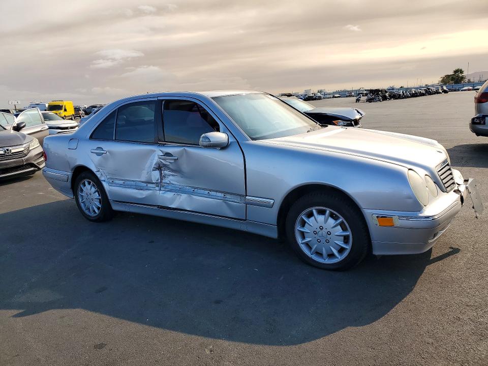 Продаж на аукціоні авто 2000 Mercedes-benz E, vin: WDBJF65J8YB090763, номер лоту: 67258896