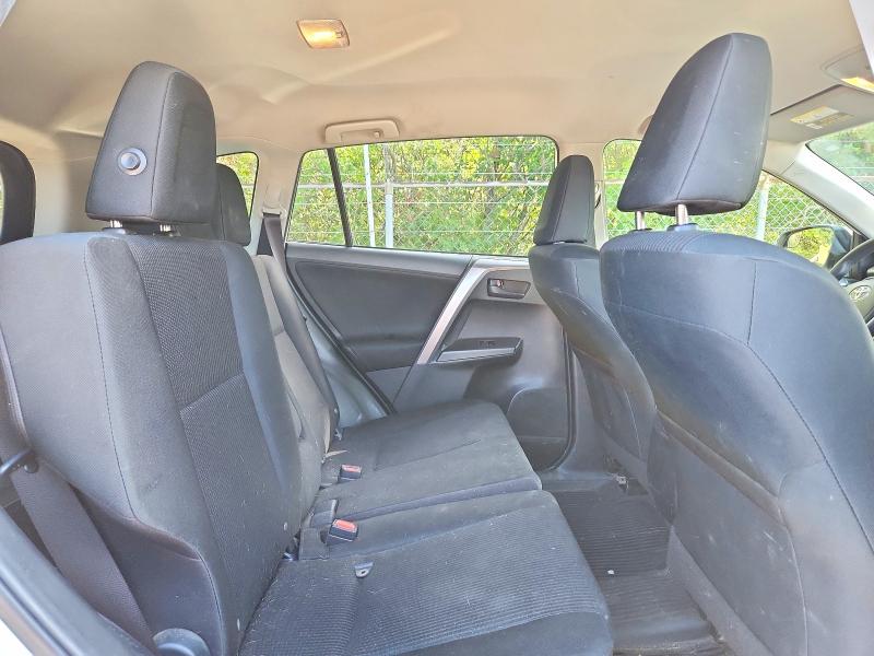 65726436 :رقم المزاد ، JTMBFREV7JJ187586 vin ، 2018 Toyota Rav4 مزاد بيع