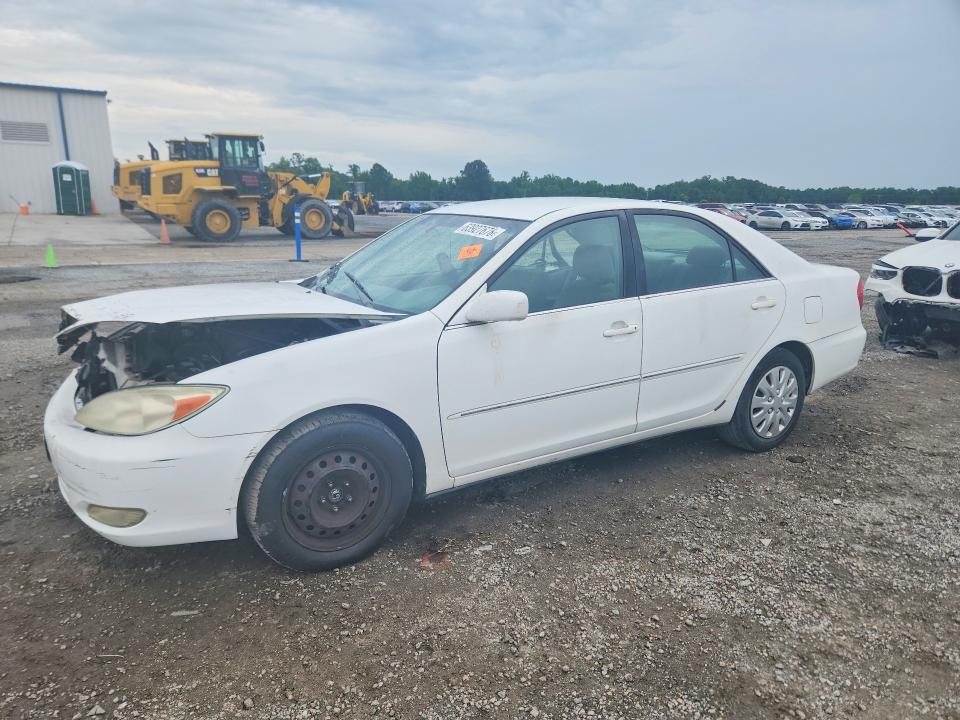 63927676 :رقم المزاد ، 4T1BE32K04U361085 vin ، 2004 Toyota Camry مزاد بيع