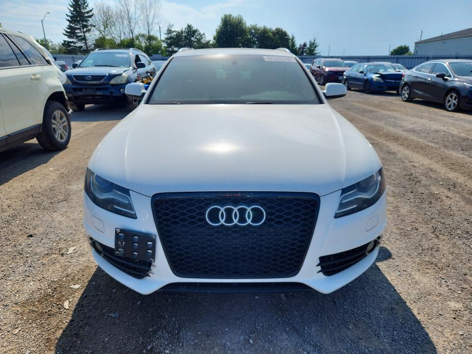 62528346 :رقم المزاد ، WAUWFCFL9BA095213 vin ، 2011 Audi A4 مزاد بيع