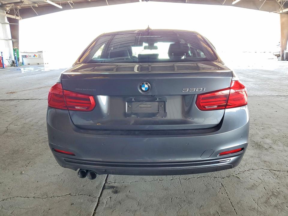 2017 Bmw 330 მანქანა იყიდება აუქციონზე, vin: WBA8B9G31HNU54660, აუქციონის ნომერი: 65878736