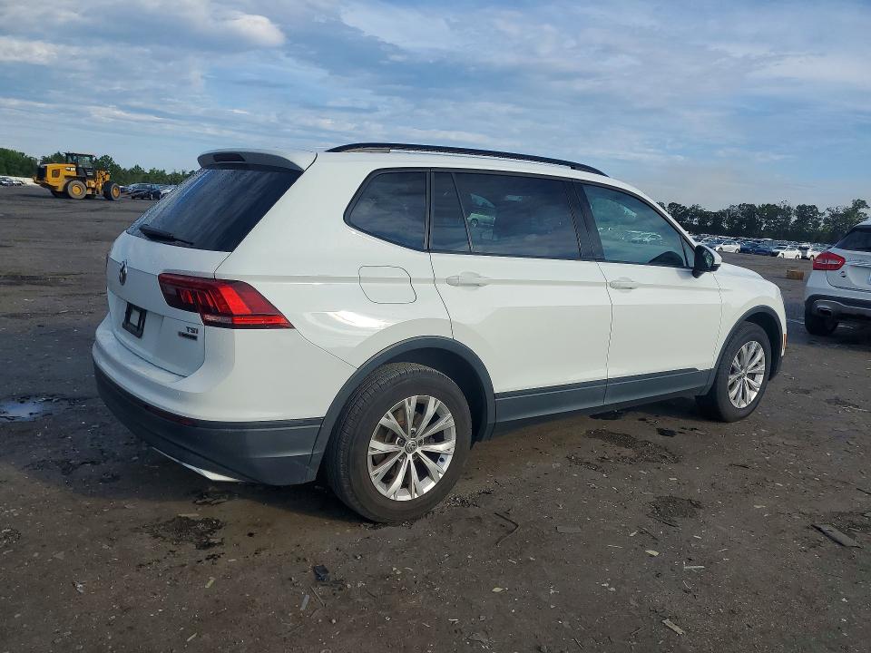 2018 Volkswagen Tiguan მანქანა იყიდება აუქციონზე, vin: 3VV0B7AX3JM045643, აუქციონის ნომერი: 65435346