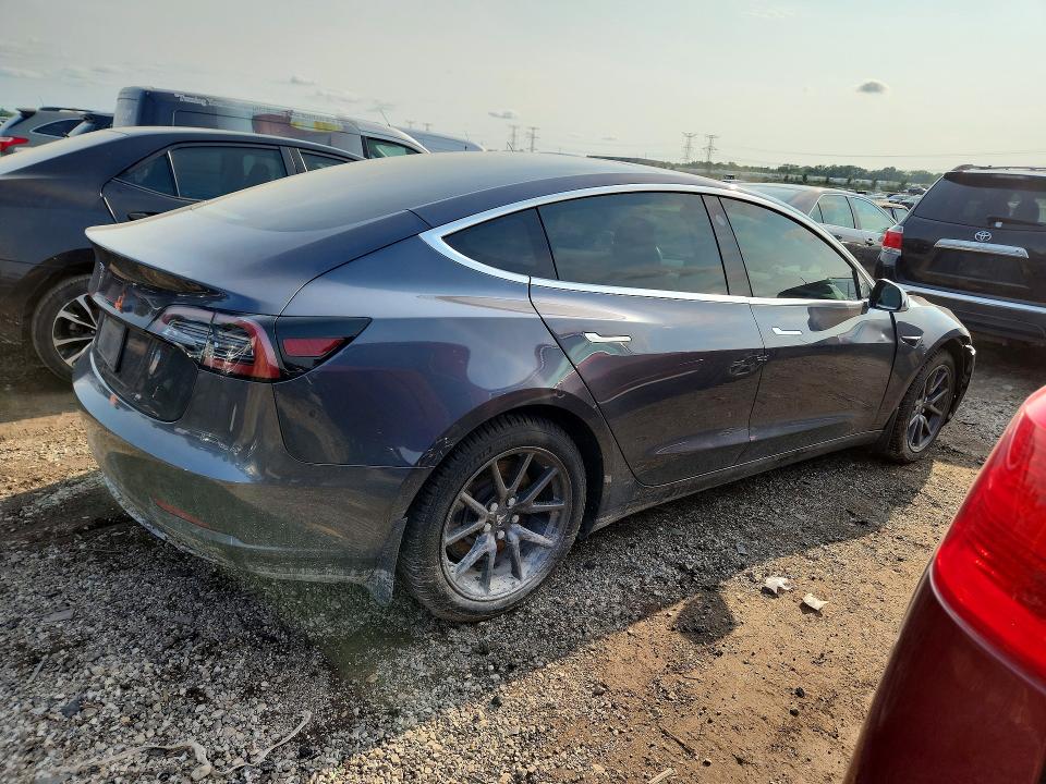 Продаж на аукціоні авто 2019 Tesla Model 3, vin: 5YJ3E1EA0KF400411, номер лоту: 61449236