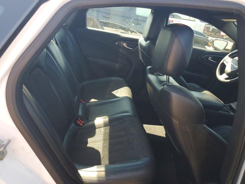 63473966 :رقم المزاد ، 1C3CCCBBXFN539861 vin ، 2015 Chrysler 200 مزاد بيع
