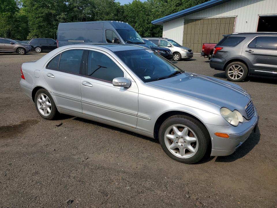 2001 Mercedes-benz C მანქანა იყიდება აუქციონზე, vin: WDBRF61J21F131458, აუქციონის ნომერი: 64264116