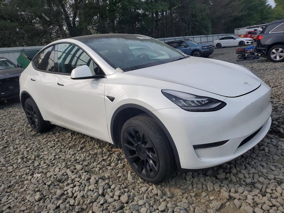 65084896 :رقم المزاد ، 7SAYGDEE6PA028715 vin ، 2023 Tesla Model Y مزاد بيع