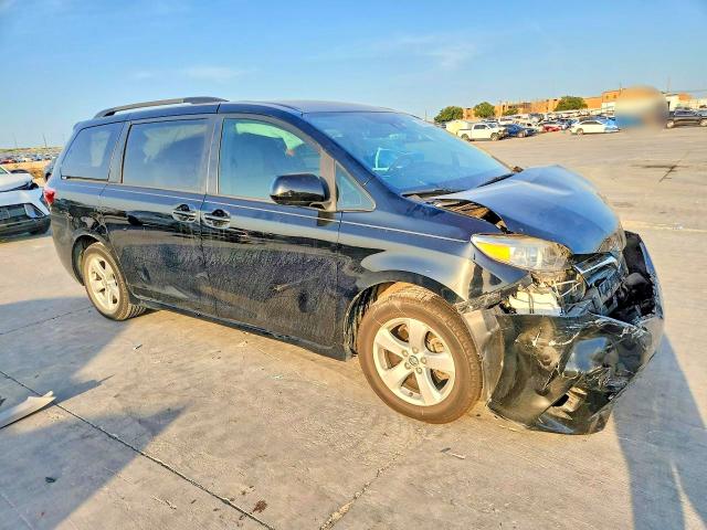 63836436 :رقم المزاد ، 5TDKZ3DC5KS008471 vin ، 2019 Toyota Sienna مزاد بيع