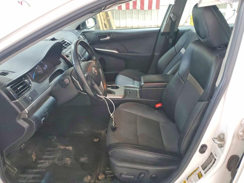 63683596 :رقم المزاد ، 4T1BF1FK5EU771717 vin ، 2014 Toyota Camry مزاد بيع