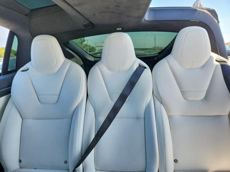 2016 Tesla Model X მანქანა იყიდება აუქციონზე, vin: 5YJXCAE22GF017044, აუქციონის ნომერი: 66267076