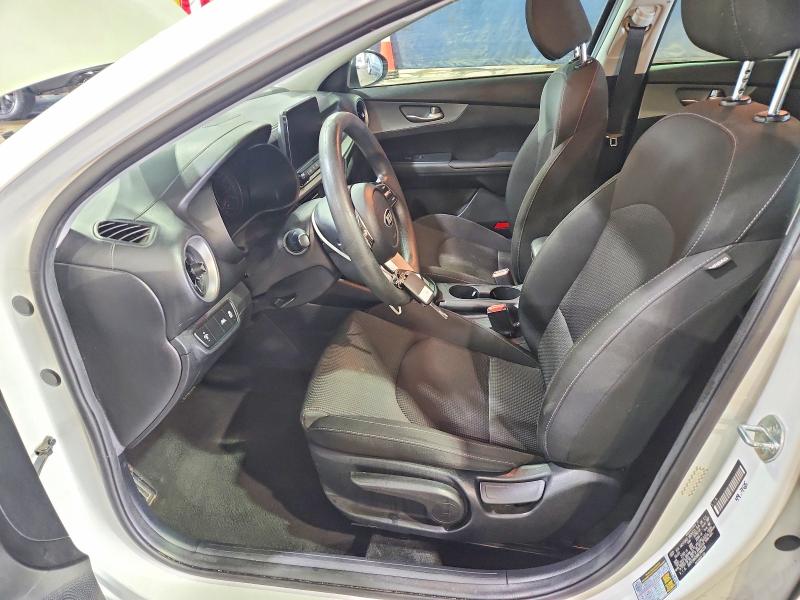 64313736 :رقم المزاد ، 3KPF24ADXME368339 vin ، 2021 Kia Forte مزاد بيع