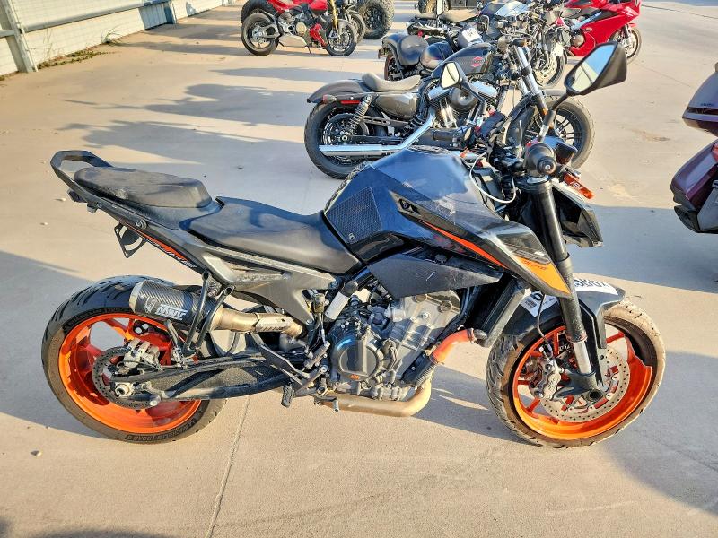64110586 :رقم المزاد ، VBKTU6409LM780073 vin ، 2020 Ktm 790 مزاد بيع