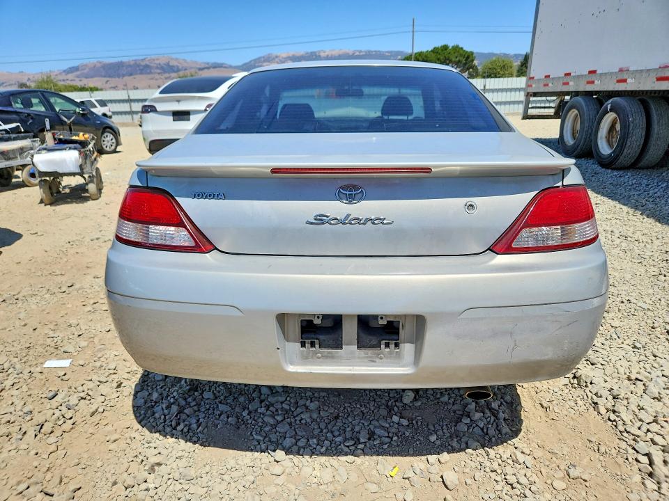 63877516 :رقم المزاد ، 2T1CF22P61C523225 vin ، 2001 Toyota Camry Solara مزاد بيع