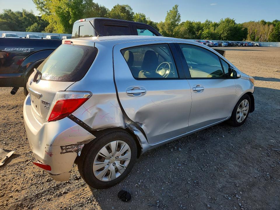 2014 Toyota Yaris მანქანა იყიდება აუქციონზე, vin: JTDKTUD33ED575768, აუქციონის ნომერი: 64943386