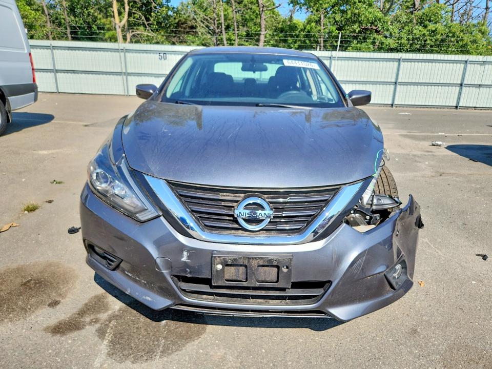 Продажа на аукционе авто 2018 Nissan Altima, vin: 1N4AL3AP0JC277407, номер лота: 64411526
