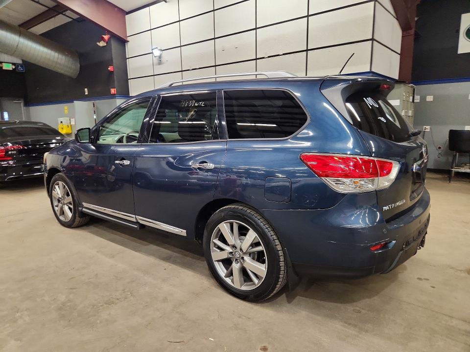 66064896 :رقم المزاد ، 5N1AR2MM4DC671562 vin ، 2013 Nissan Pathfinder مزاد بيع