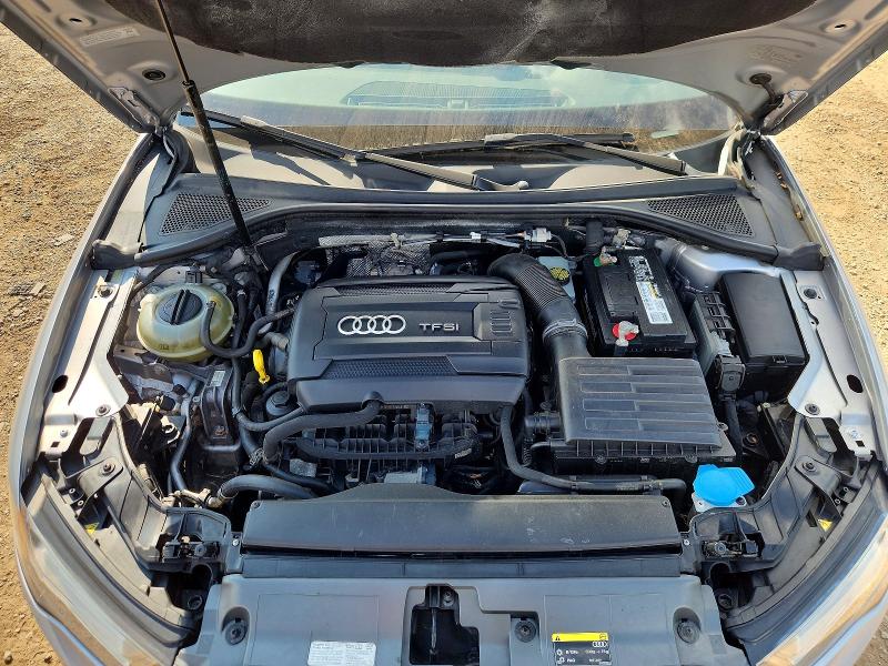 64255926 :رقم المزاد ، WAUBFGFF1F1092389 vin ، 2015 Audi A3 مزاد بيع