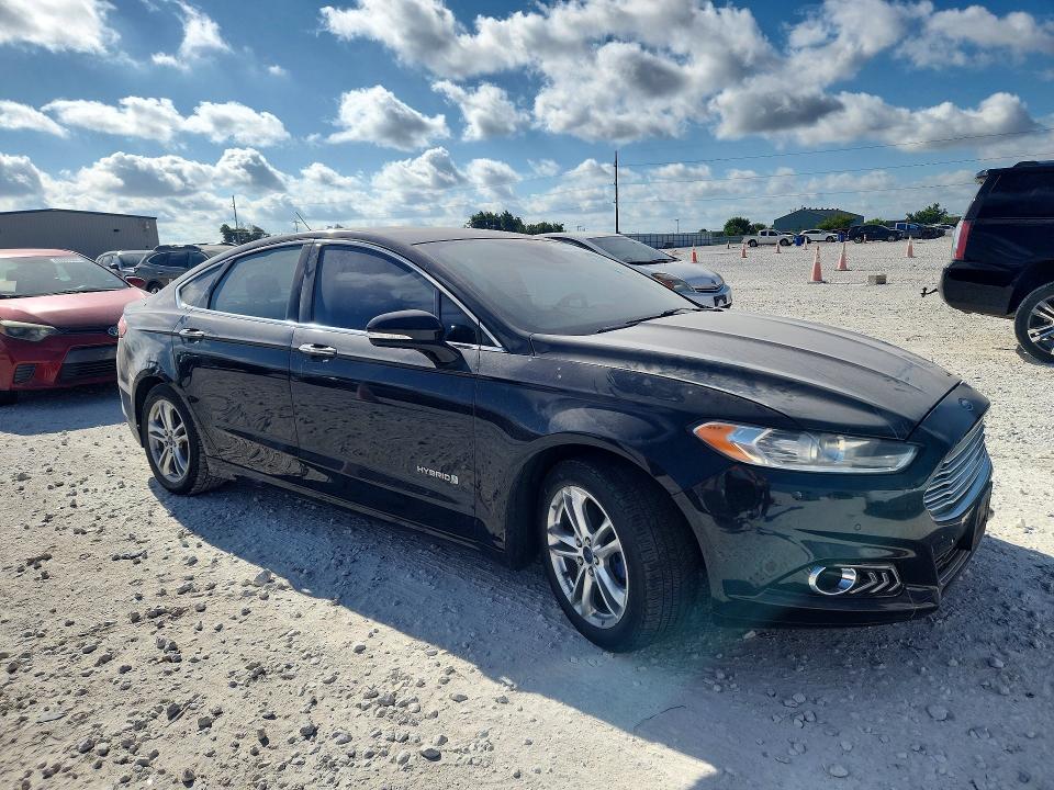 64516726 :رقم المزاد ، 3FA6P0RU3GR145996 vin ، 2016 Ford Fusion مزاد بيع