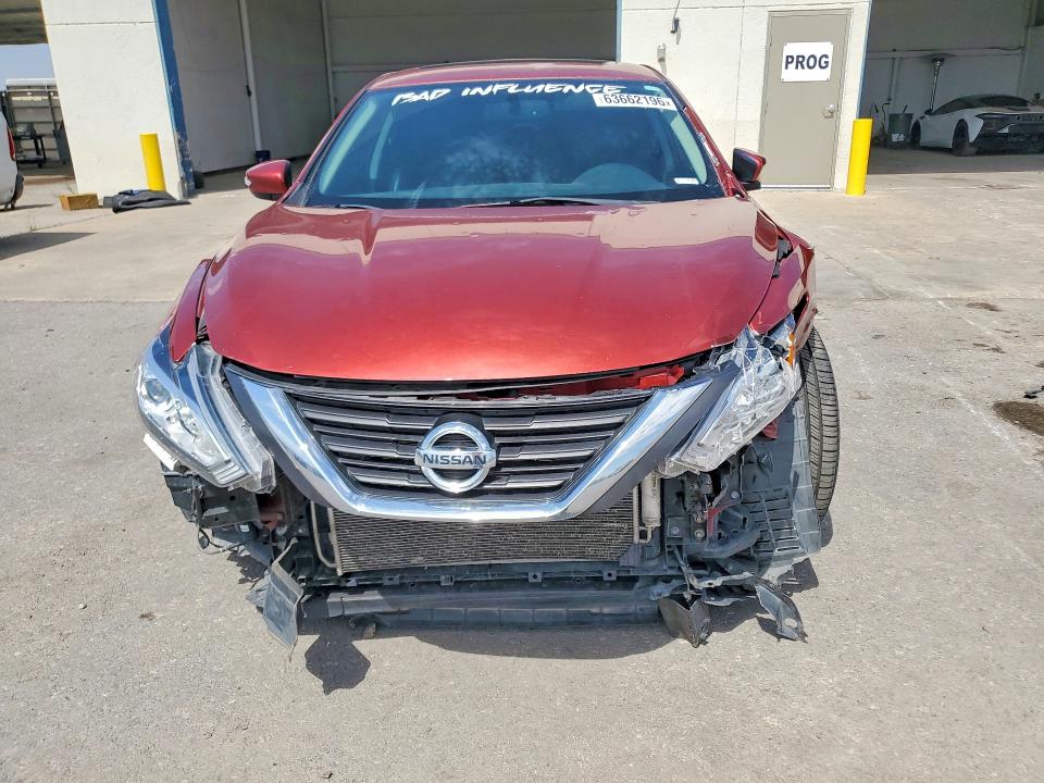 63662196 :رقم المزاد ، 1N4AL3AP9GC139468 vin ، 2016 Nissan Altima مزاد بيع
