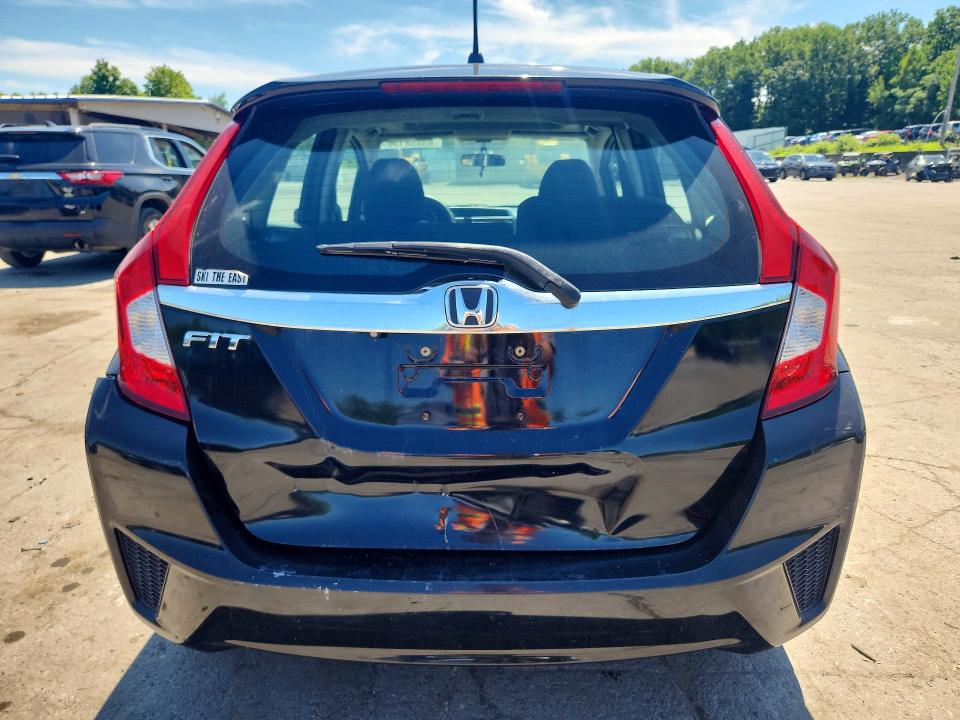 63858196 :رقم المزاد ، 3HGGK5G82FM733918 vin ، 2015 Honda Fit مزاد بيع