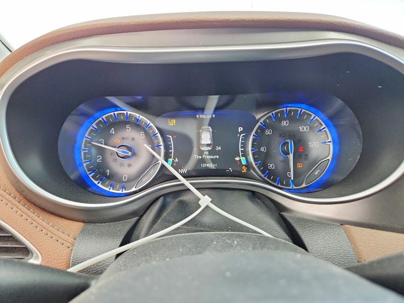 66819716 :رقم المزاد ، 2C4RC1GG5HR592598 vin ، 2017 Chrysler Pacifica مزاد بيع