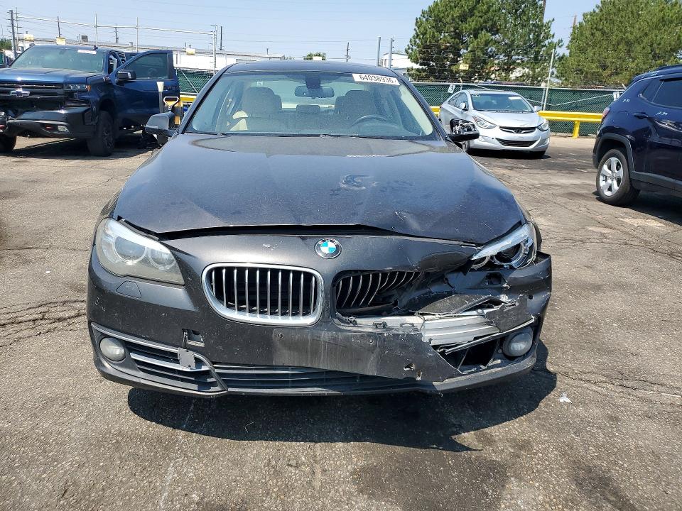 64038936 :رقم المزاد ، WBAFV3C57ED685695 vin ، 2014 Bmw 535 مزاد بيع