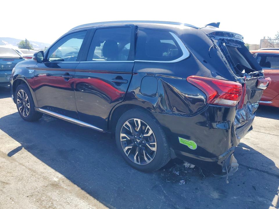 63883146 :رقم المزاد ، JA4J24A55JZ028514 vin ، 2018 Mitsubishi Outlander مزاد بيع