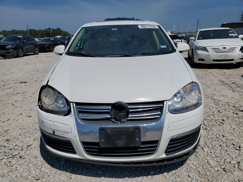 2010 Volkswagen Jetta მანქანა იყიდება აუქციონზე, vin: 3VWRX7AJ0AM046040, აუქციონის ნომერი: 66213156