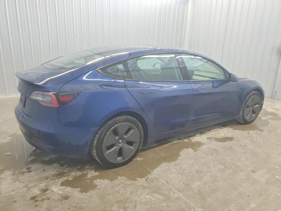 2022 Tesla Model 3 მანქანა იყიდება აუქციონზე, vin: 5YJ3E1EA3NF371538, აუქციონის ნომერი: 64410926
