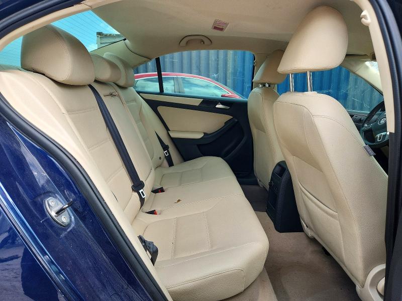 64102966 :رقم المزاد ، 3VWDX7AJ0BM383982 vin ، 2011 Volkswagen Jetta مزاد بيع