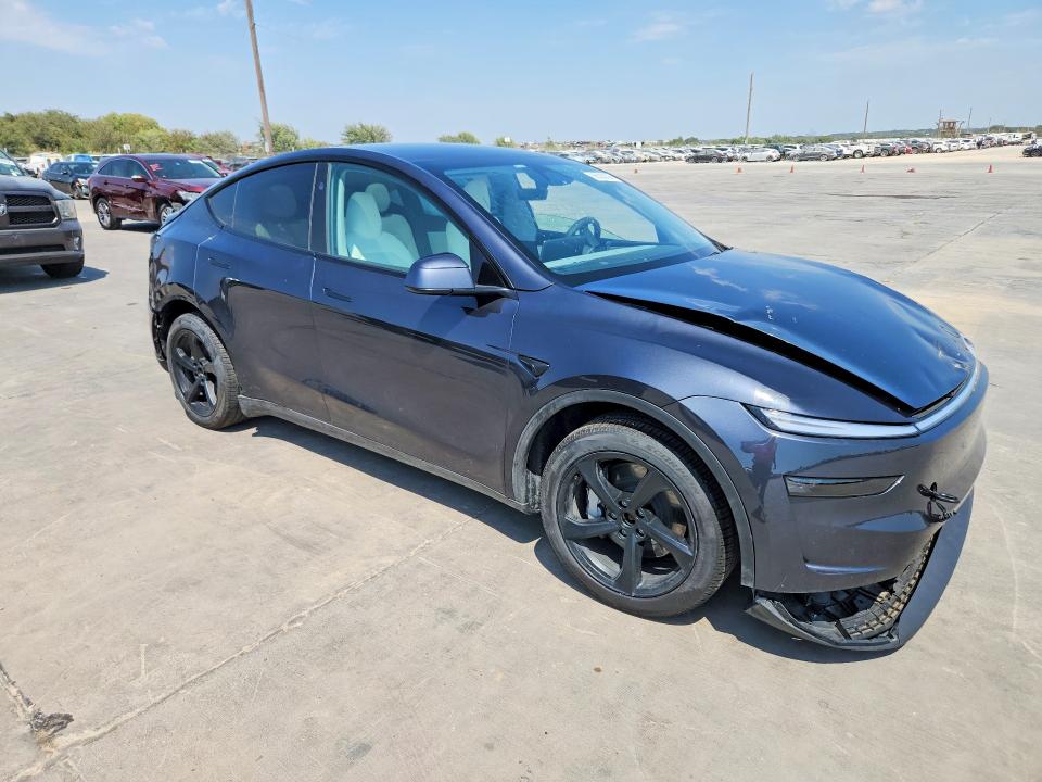 66630306 :رقم المزاد ، 7SAYGDEE3TA496637 vin ، 2026 Tesla Model  Y مزاد بيع