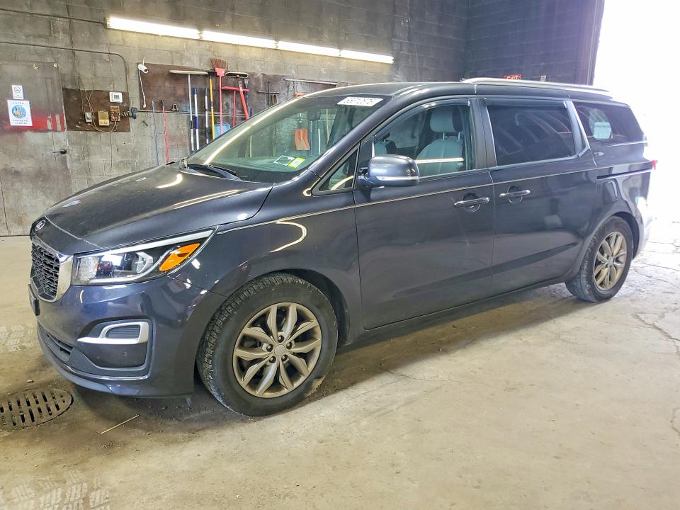 65312676 :رقم المزاد ، KNDMB5C11L6575478 vin ، 2020 Kia Sedona مزاد بيع